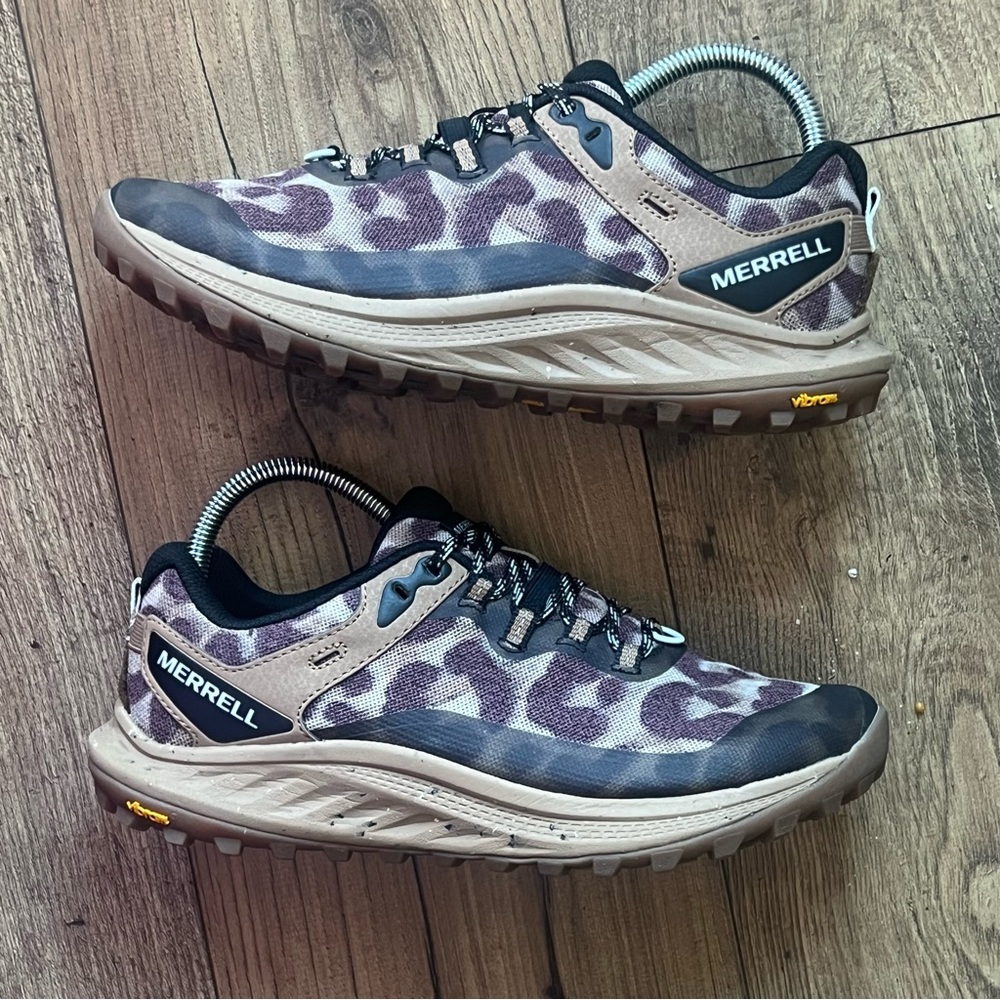 Merrell Womens Antora 3 Trail Running Shoe Size 7 Tan Brown Leopard‎ Sneaker EUC - Picture 14 of 14